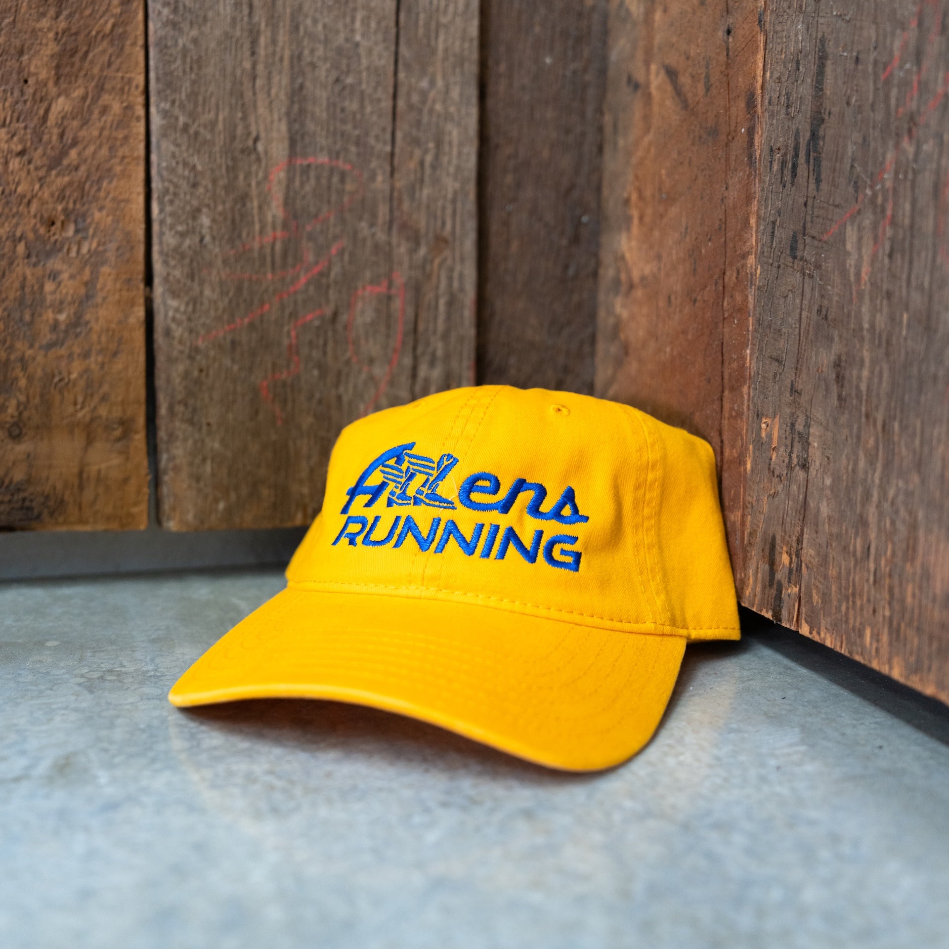 Allens Cap - Allens Running - Yellow