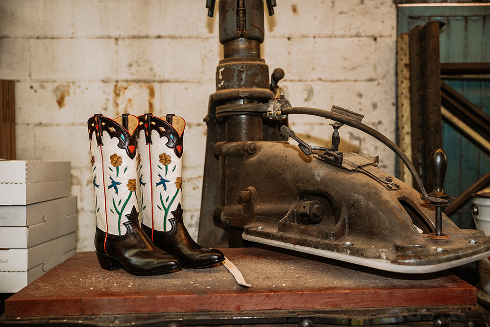Allens Boots Custom